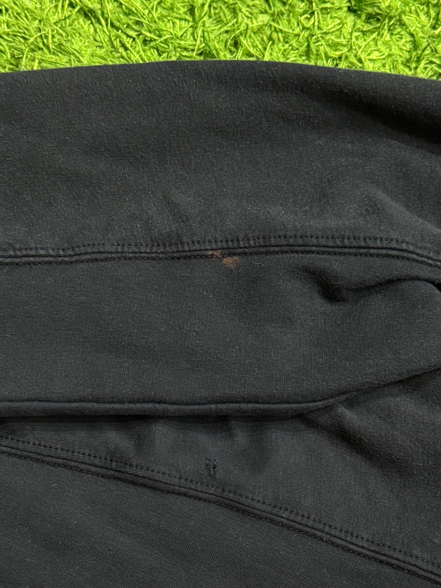 Czarna bluza Stone Island z patką
