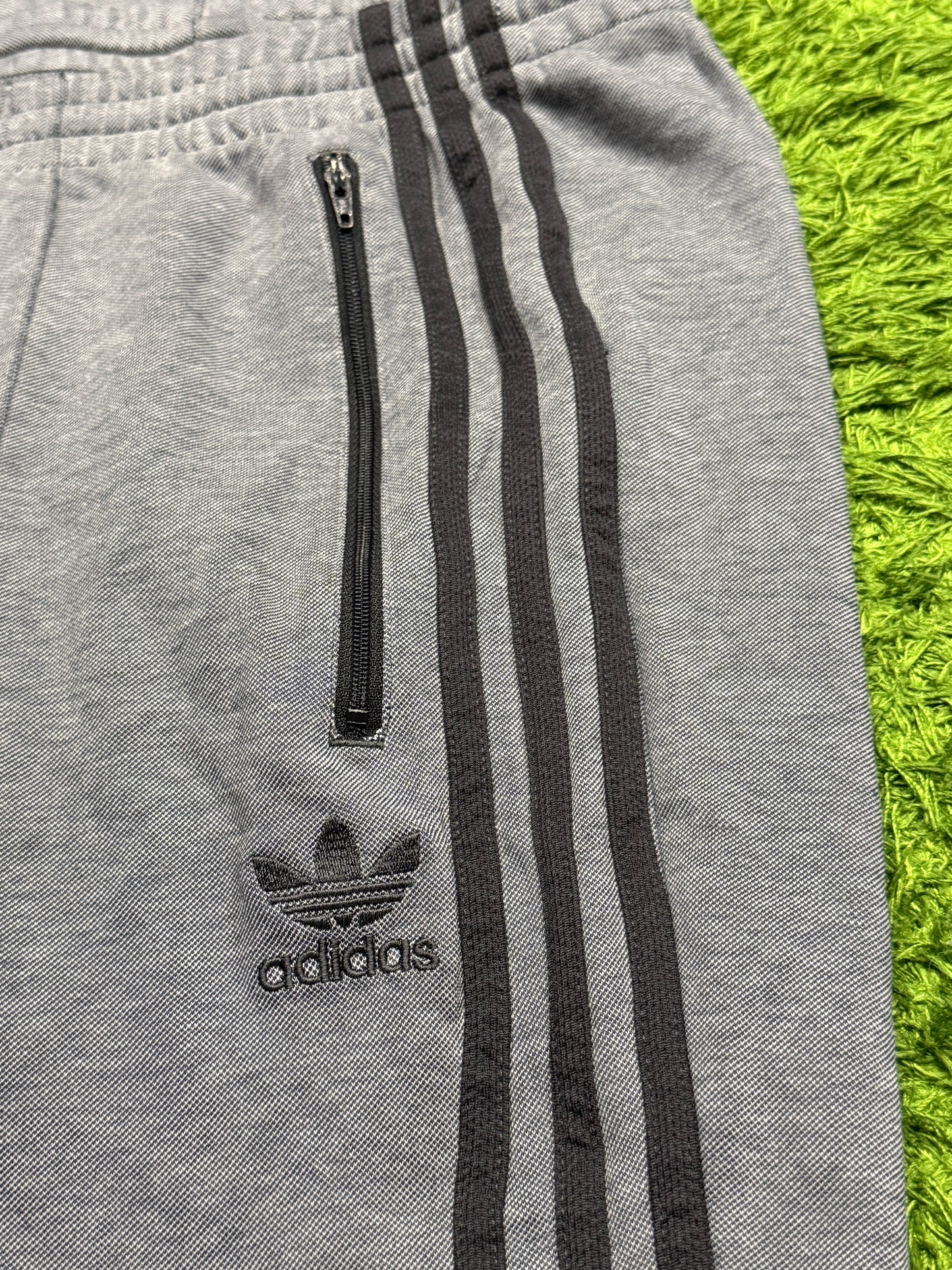 Spodnie dresowe szare Adidas Originals sweatpants