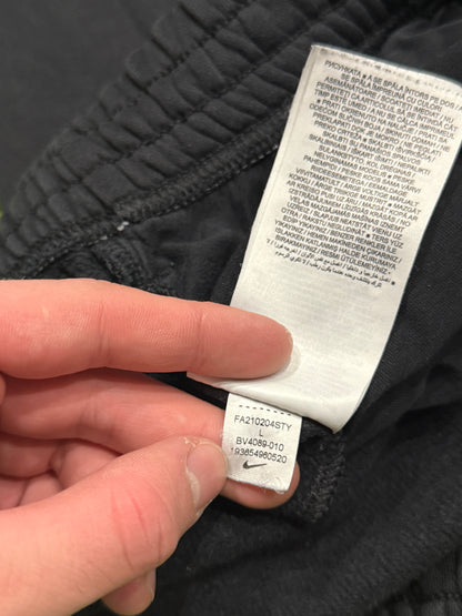 Spodnie dresowe czarne Nike