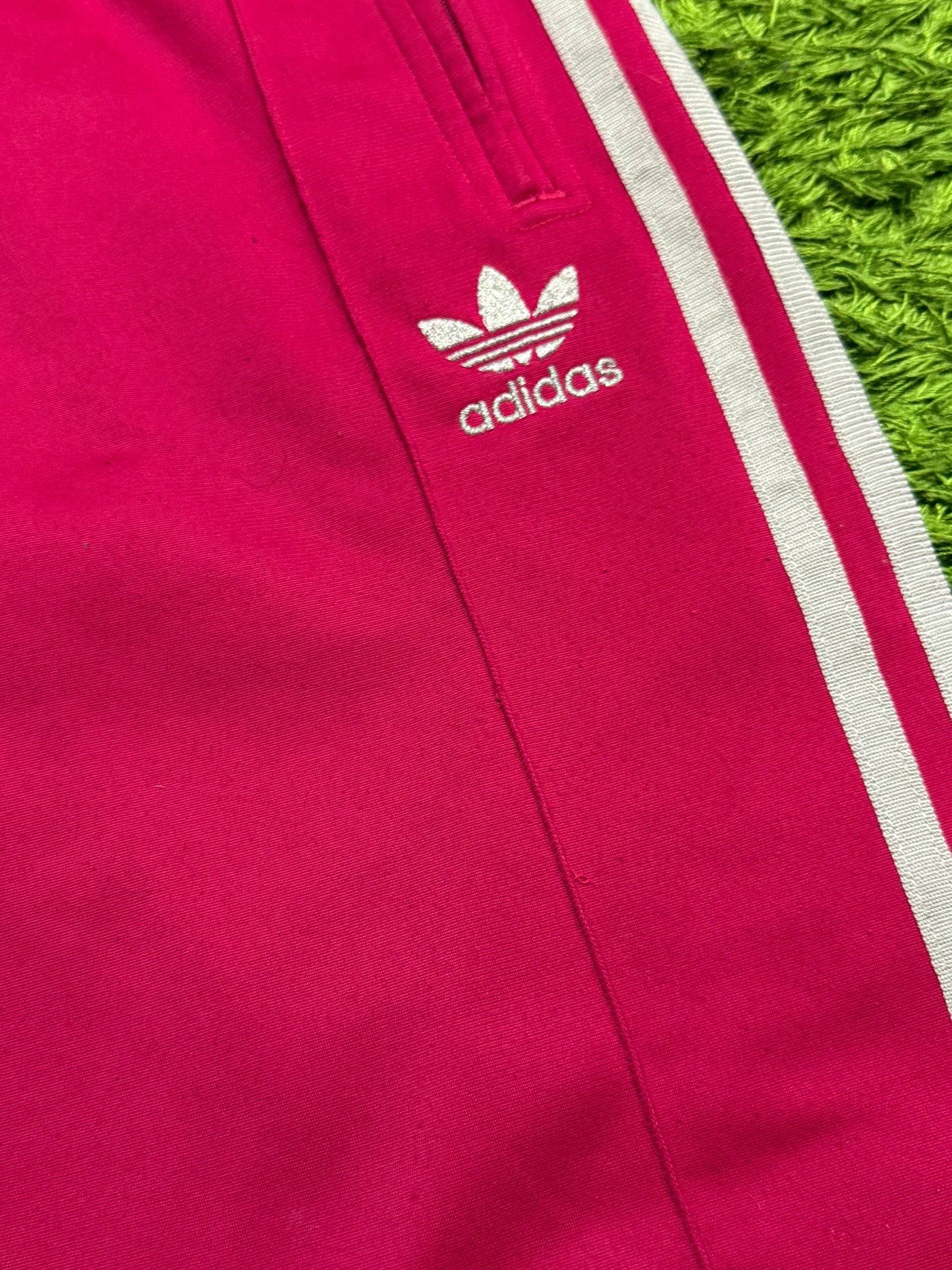 Spodnie dresowe różowe Adidas Originals Firebird viral