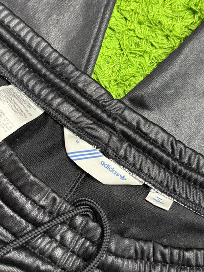 Spodnie dresowe czarne Adidas Originals Chile 62' Firebird viral