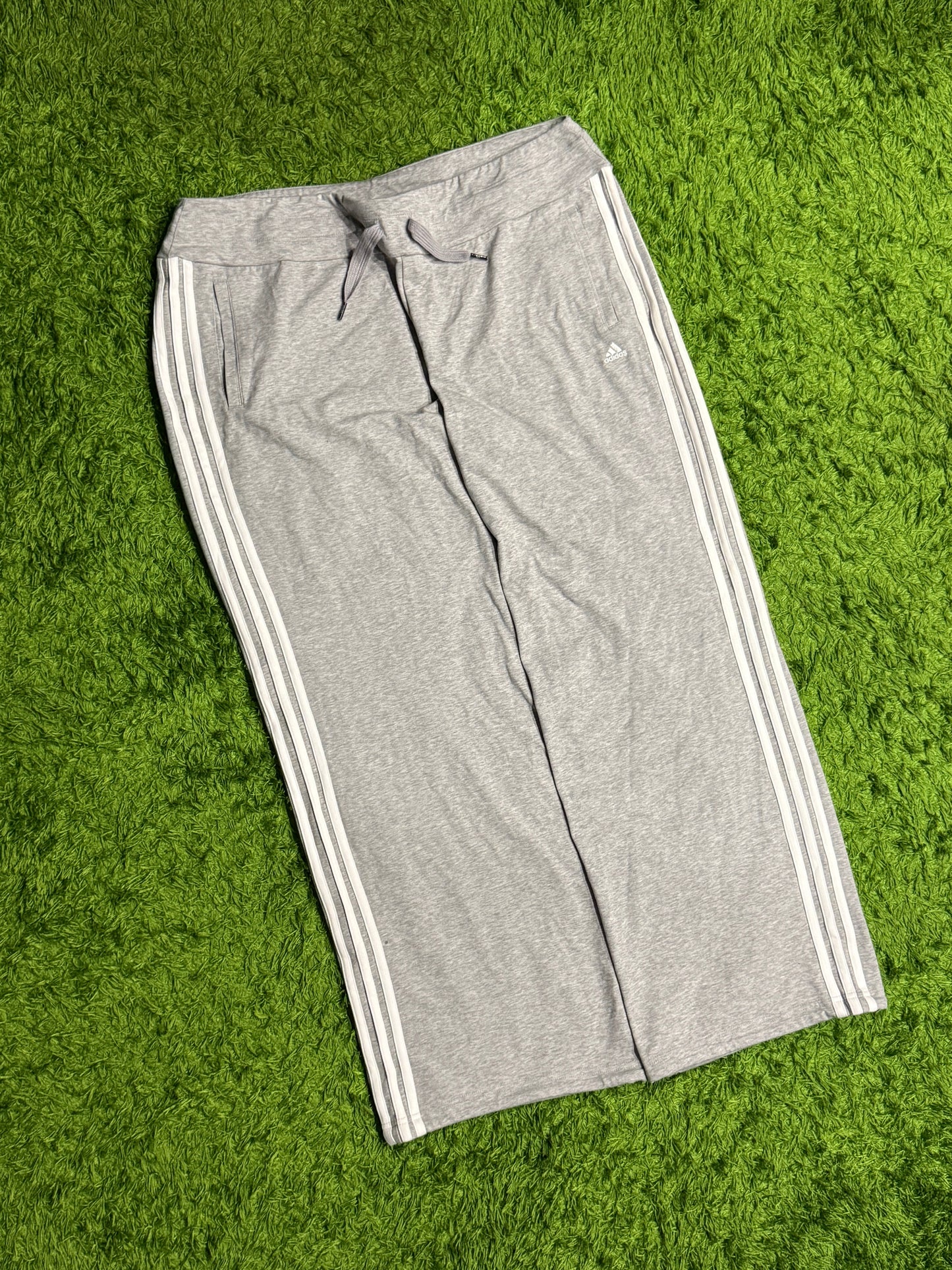 Spodnie dresowe Adidas baggy sweatpants