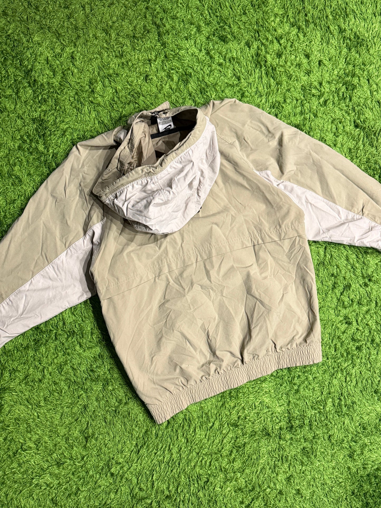 Kurtka wiatrówka Nike Air beżowa