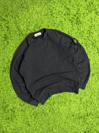 Czarna bluza Stone Island z patką