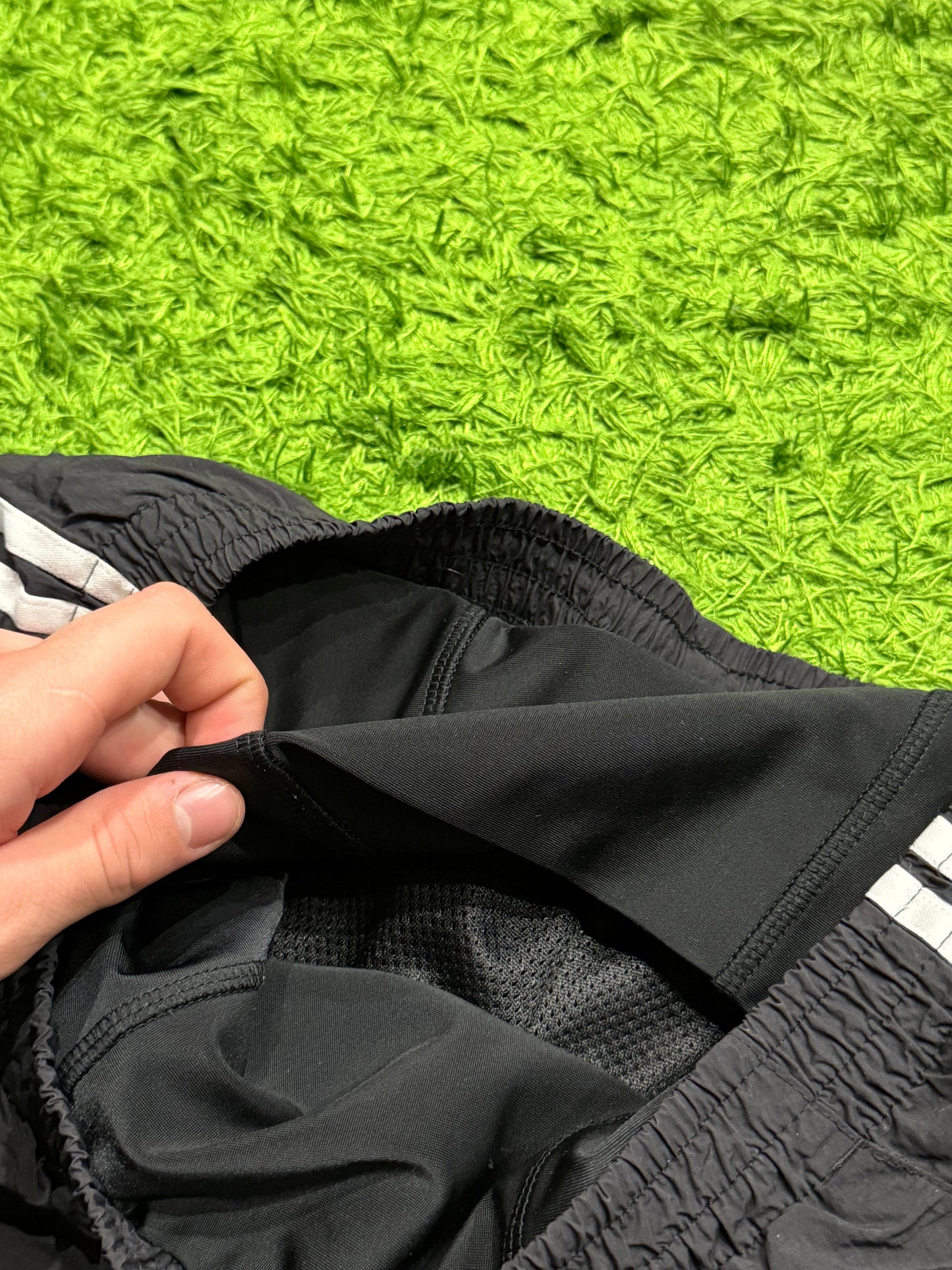 Spodnie ortalionowe czarne Adidas Originals Firebird track pants
