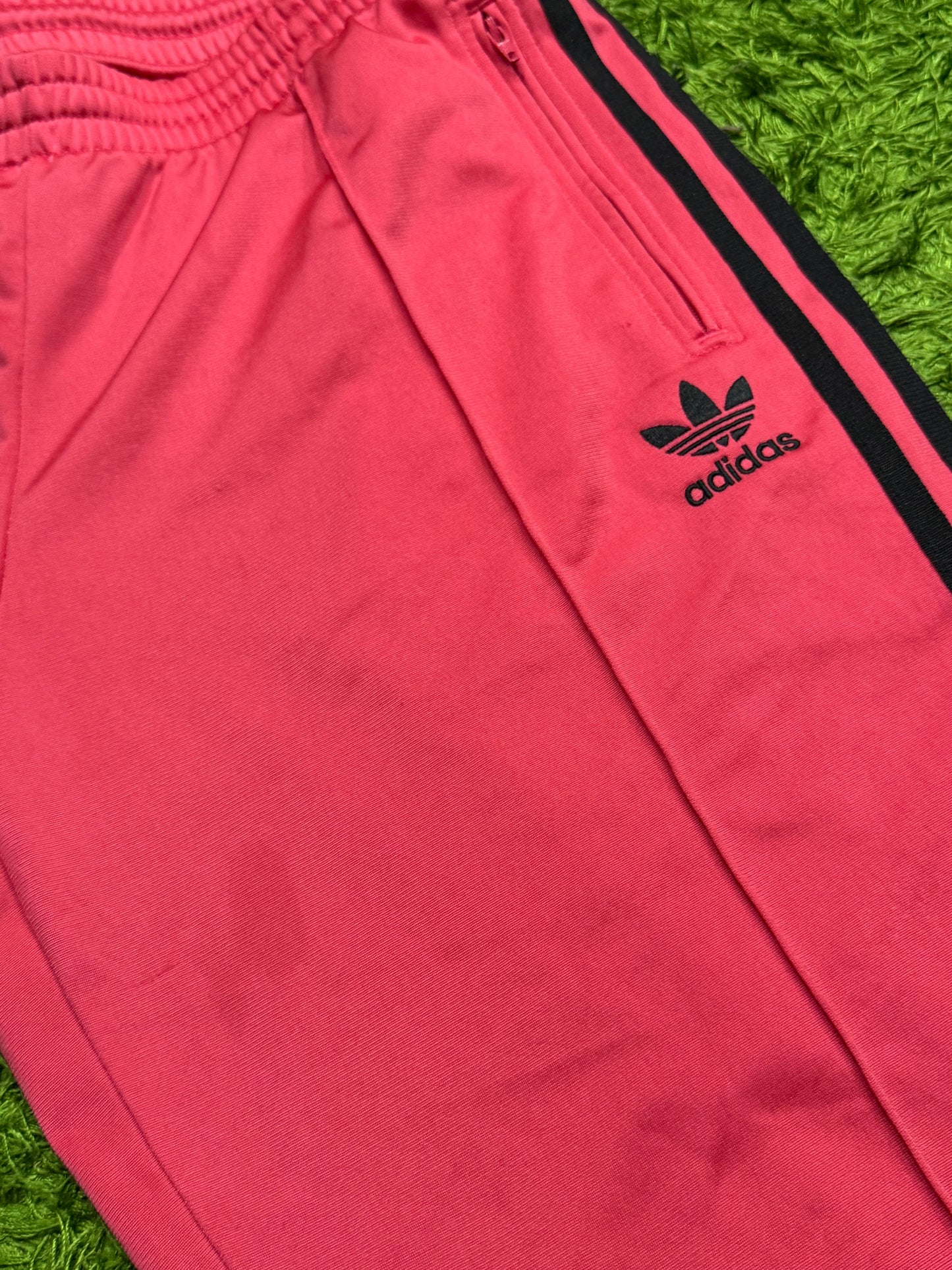 Spodnie dresowe różowe Adidas Originals Firebird viral