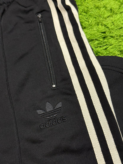 Spodnie dresowe czarne Adidas Originals Firebird pants