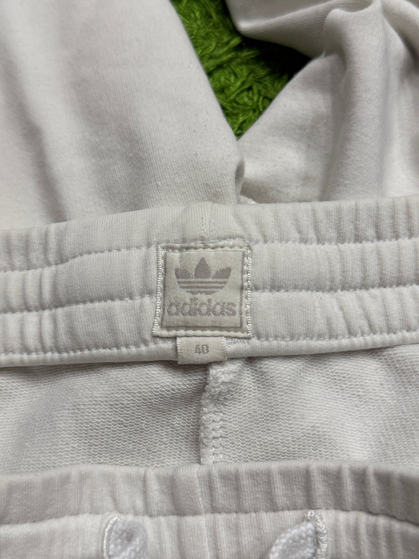 Spodnie dresowe białe Adidas Originals Firebird pants