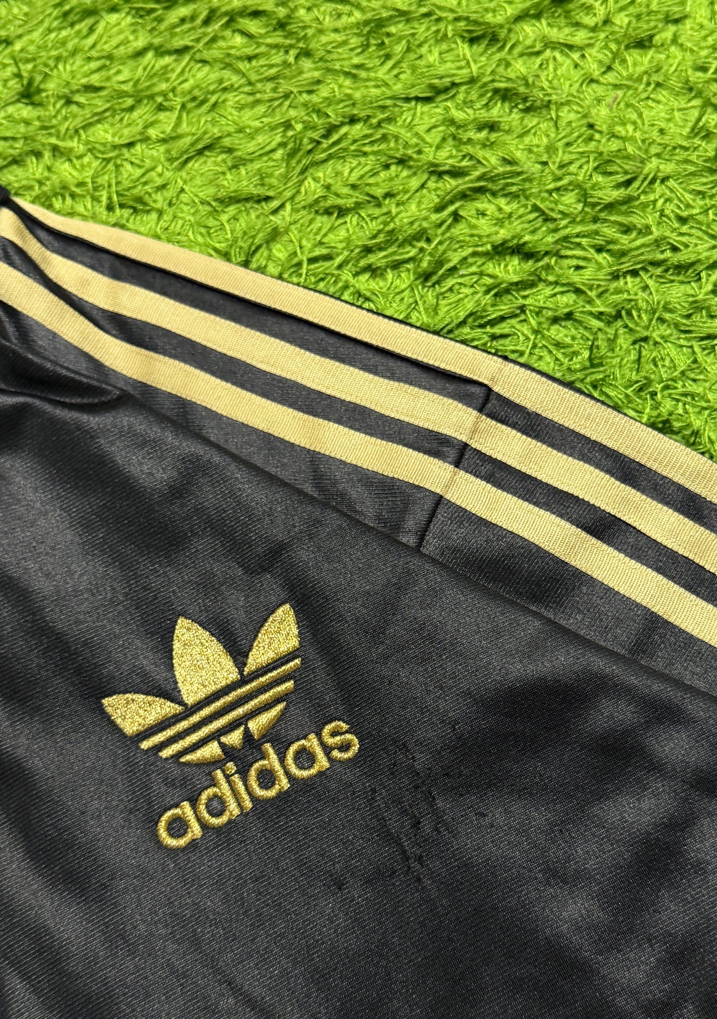 Bluza rozpinana czarna Adidas Originals Firebird Chile 62'