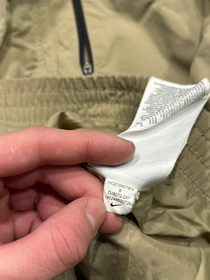 Kurtka wiatrówka Nike Air beżowa