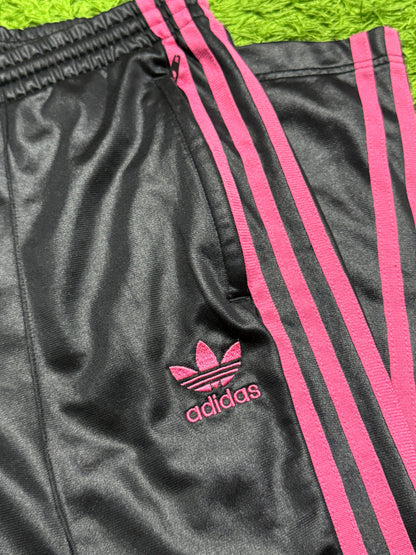 Spodnie dresowe czarne Adidas Originals Chile 62' Firebird viral