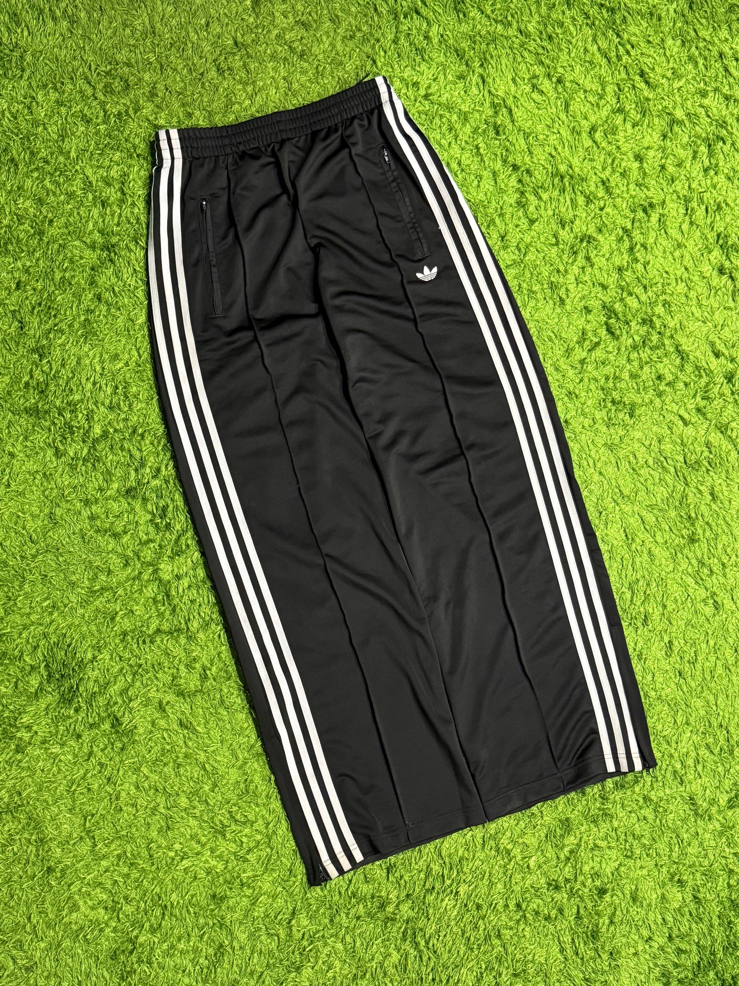 Spodnie dresowe Adidas Originals Firebird baggy pants