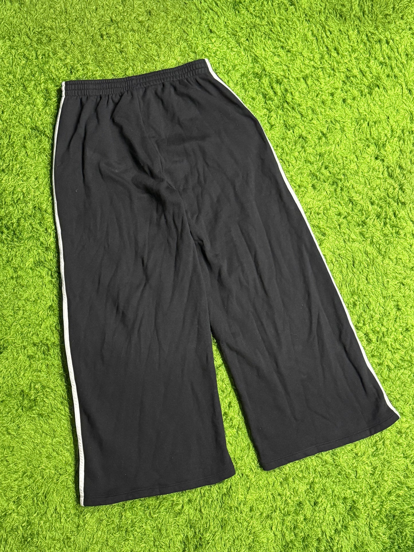 Spodnie dresowe czarne Adidas Originals firebird baggy sweatpants