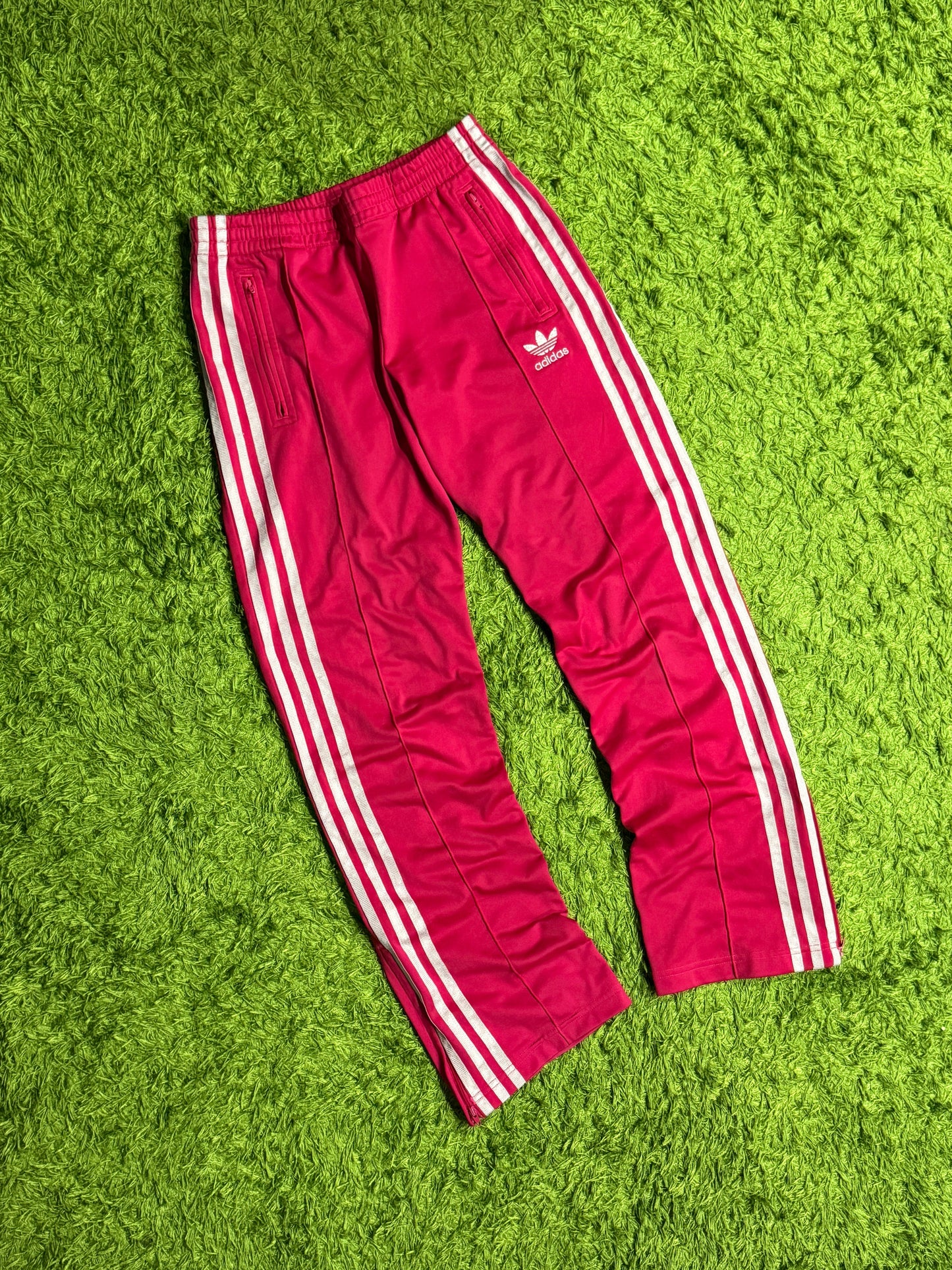 Spodnie dresowe różowe Adidas Originals Firebird viral